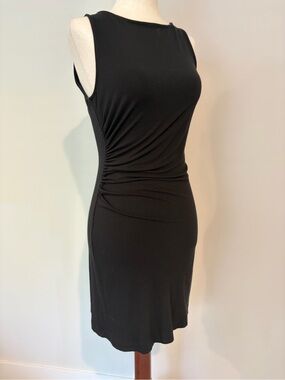 Tommy Bahama Black Sleeveless Ruched Side Sheath Dress